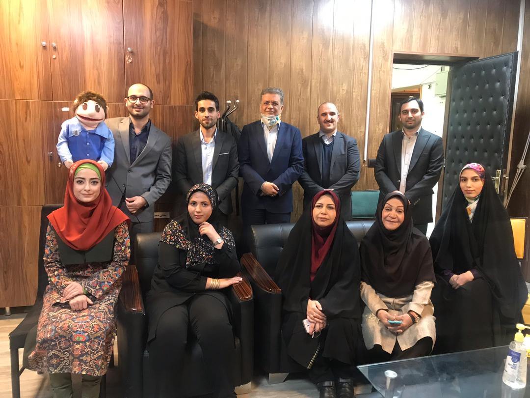 حاجی میرزایی در حاشیه بازدید از استودیوی مدرسه تلویزیونی ایران: