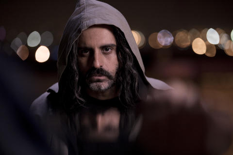 میهمانان و موضوع برنامه های زنده سه شنبه ۷ بهمن شبکه آموزش ؛ علیرام‌نورایی ، بازیگر و نسرين امیری روانشناس کودک میهمان برنامه های شبکه آموزش